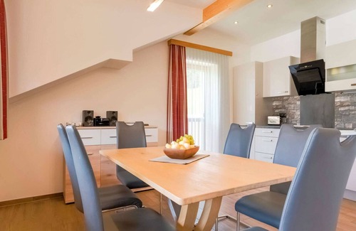 Techendorf Apartamento | Apartamento luminoso cerca de la zona de esquí en Weissensee