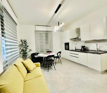 Albate Apartamento | Apartment Dolce Vita- Free Parking