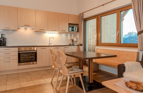 Villandro Apartamento | Apartamento 'Dolomiten' con vistas a la montaña, jardín compartido y Wi-Fi