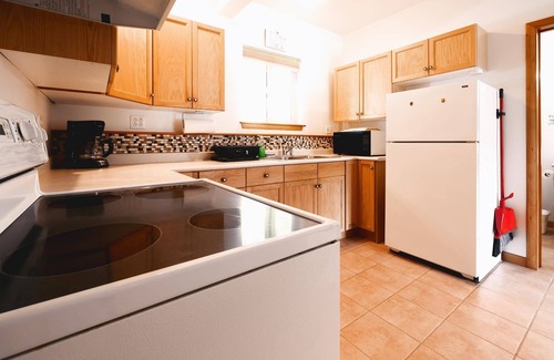 Haines Casa | Apartment Dolphin House