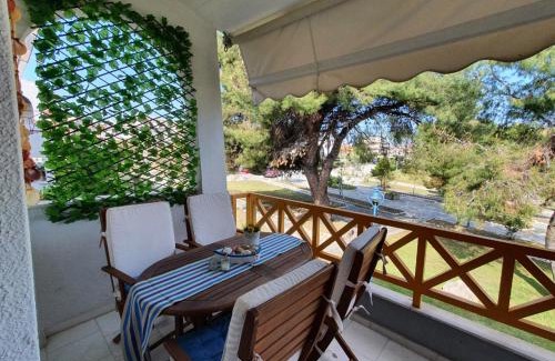 Haniotis Apartamento | Apartment Dolphin Sea View and First Line