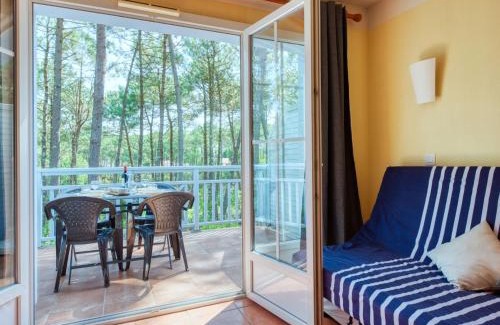 Lacanau-Ocean Apartamento | Apartment Domaine Golf Resort-1 by Interhome