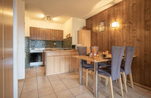 Ovronnaz Apartamento | Apartment Domino B 48 by Interhome