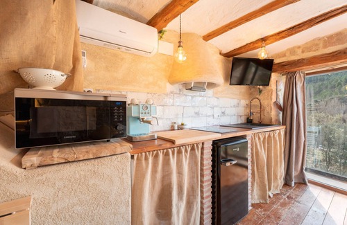 Olba Casa | Apartamento 'Duende' con vistas a la montaña, balcón y aire acondicionado