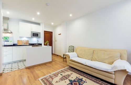 Perchel Sur Apartamento | Apartamento "El Carmen Flat" en Málaga Ciudad con Patio, Wi-Fi y A/C