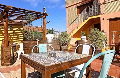 Ábalos Apartamento | Apartamento 'El Guardaviñas Centenales' con vistas a la montaña, terraza compartida y Wi-Fi