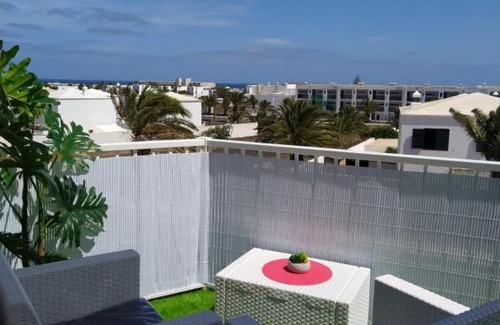 Costa Teguise Apartamento | Apartment El Sueño - GREAT SEA VIEWS - infinity POOL - free Wifi- smart TV-Residence Senator