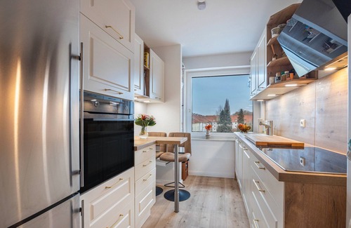 Badenstedt Apartamento | Apartamento 'Elegante Wohnung Mit Balkon' con balcón y Wi-Fi