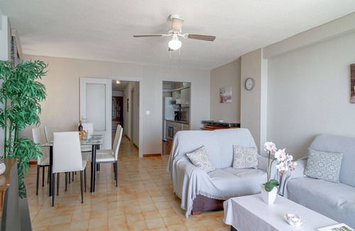 Velilla-Taramay Apartamento | Apartamento Elomar by Interhome