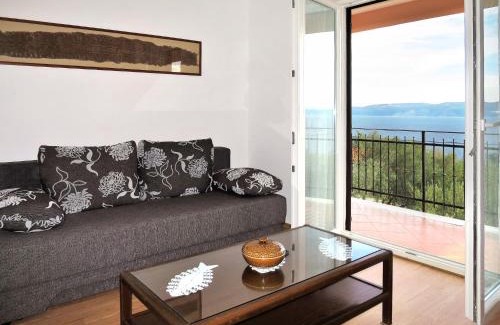 Ravni Apartamento | Apartment Elsa-1 by Interhome