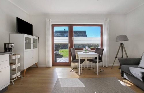 Meldorf Apartamento | Apartamento 'Elsa 2' con terraza privada, jardín compartido y Wi-Fi