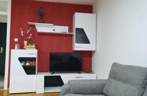 Velika Kladusa Apartamento | Apartment Ema with garage