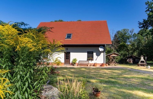 Werben Apartamento | Apartment Erle, comb. Living room/bedroom/kitchenette, shower/WC (1 bedroom in the attic) - Zimmermanns Ferienhof