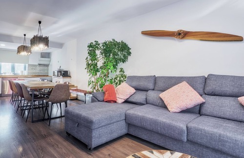 Trefacio Apartamento | Apartamento 'Marel' con vistas a la montaña, Wi-Fi y aire acondicionado
