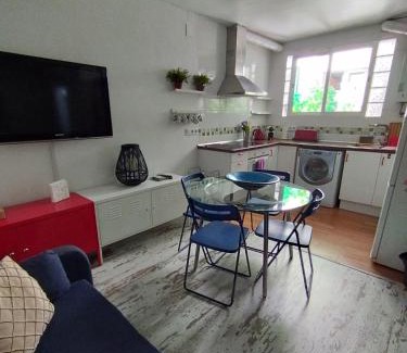 Collblanc y La Torrassa Apartamento | Apartment Barca 1 Camp Nou