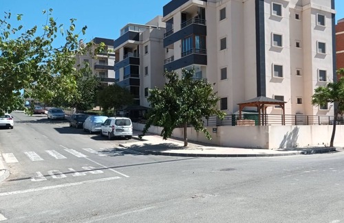 San Miguel de Salinas Apartamento | Apartamento 'Carpediem in Spanje' con vistas al lago, piscina compartida y Wi-Fi