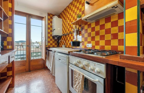 San Sadurni Apartamento | Apartamento 'Encantador Loft' con vistas a la montaña, Wi-Fi y aire acondicionado