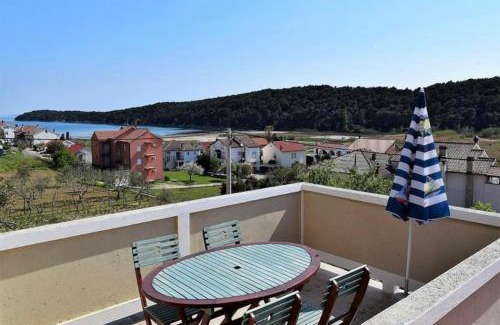 Suha Punta Apartamento | Apartment Eufemija-Rab