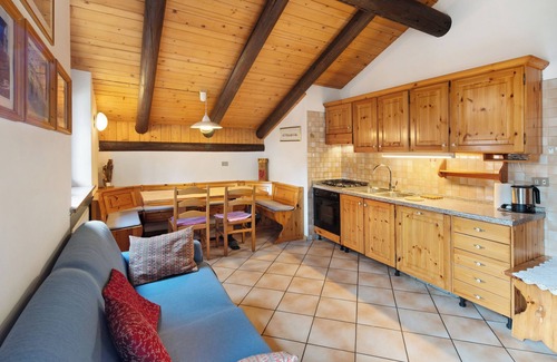Soraga Apartamento | Apartamento 'Eveis' con vistas a la montaña, Wi-Fi y aire acondicionado