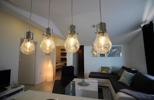 Novi Vinodolski Apartamento | Apartment Evelin