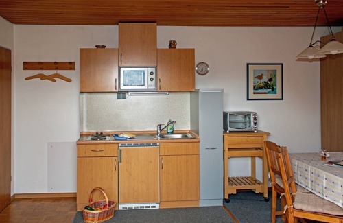 Breitnau Apartamento | Casa de vacaciones en una zona muy tranquila, con terraza, césped.