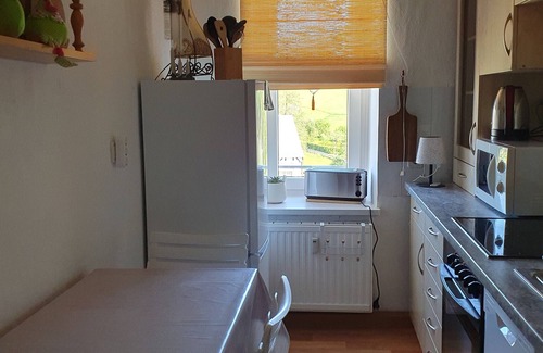 Bornichen Apartamento | Apartamento 'Ferienwohnung Am Huthainberg' con terraza privada y Wi-Fi