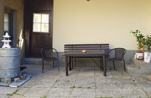 Bornichen Apartamento | Apartamento 'Ferienwohnung Am Huthainberg' con terraza privada y Wi-Fi