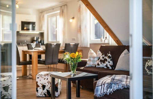 Winden im Elztal Apartamento | Apartamento 'Ferienwohnung Heuboden' con terraza compartida, jardín compartido y Wi-Fi