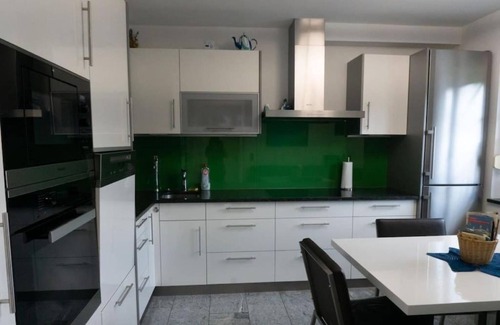Heimschuh Apartamento | Apartamento 'Ferienwohnung Scherr' con piscina privada, Wi-Fi y aire acondicionado