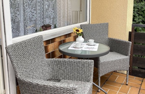 Bad Liebenzell Apartamento | Apartamento "Dittmar am Kaffeehof" con balcón y Wi-Fi