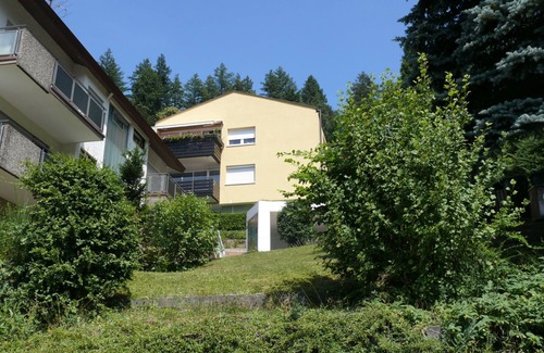 Bad Liebenzell Apartamento | Apartamento "Dittmar am Kaffeehof" con balcón y Wi-Fi
