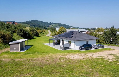 Lautenbach Apartamento | Apartamento 'Ferienhaus Lautenbach' con vistas a la montaña, terraza privada y Wi-Fi
