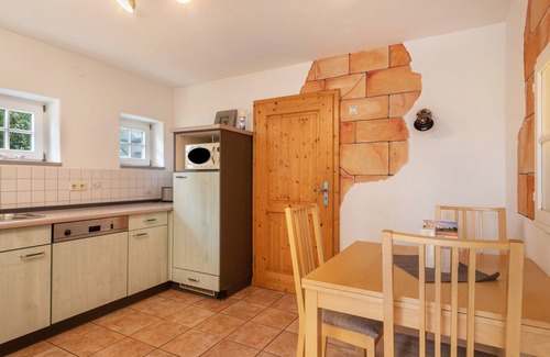 Ravensburg Apartamento | Apartamento 'Ferienhäuschen' con terraza privada, jardín compartido y Wi-Fi