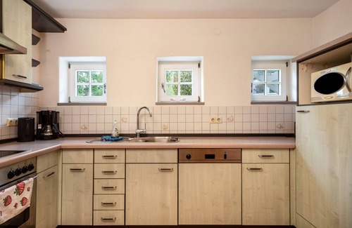 Ravensburg Apartamento | Apartamento 'Ferienhäuschen' con terraza privada, jardín compartido y Wi-Fi