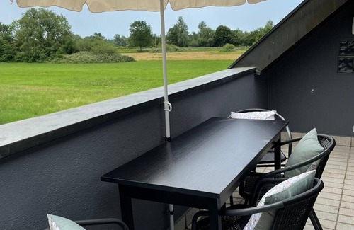 Steinbach Apartamento | Apartamento 'Ferienwohnung Reblandblick' con vistas a la montaña, balcón y Wi-Fi