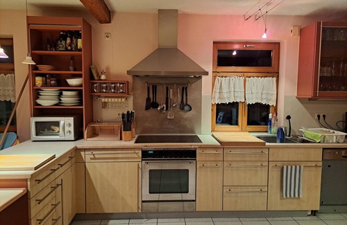 Gunzenhausen Apartamento | Apartment 'Ferienwohnung Mit Privater Sauna' with Shared Garden, Balcony and Wi-Fi