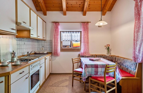 Kastelruth Apartamento | Apartamento 'Ferienwohnung Schlern' con vistas a la montaña