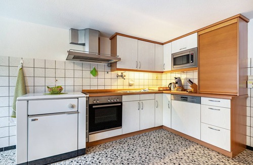 Muehlenbach Apartamento | Apartamento 'Ferienwohnung Zum Pavillon' con terraza privada y Wi-Fi