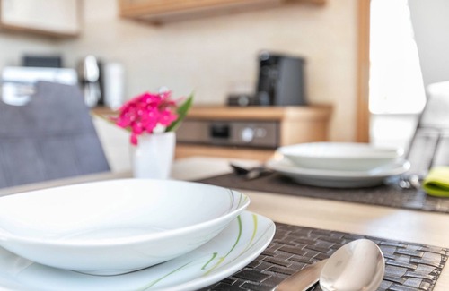 Suderdeich Apartamento | Apartamento 'Ferienwohnung Mühlenweide' con terraza compartida, Wi-Fi y aire acondicionado.