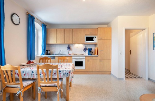 Suderdeich Apartamento | Apartamento 'Ferienwohnung Blau' con terraza compartida, jardín compartido y Wi-Fi