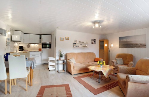 Bliesdorf Apartamento | Apartamento 'Ferienwohnung Landhaus Loose' con terraza privada, jardín privado y Wi-Fi