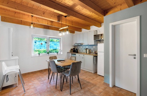 Buehlertal Apartamento | Apartamento 'Ferienwohnung Am Hirschfelsen' con terraza privada y Wi-Fi