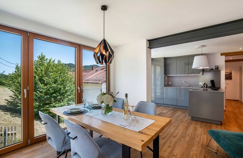 Buehlertal Apartamento | Apartamento 'Ferienwohnung S'Raubers' con terraza privada, jardín privado y Wi-Fi