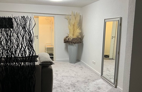 Arnstadt Apartamento | Apartamento 'Ferienwohnung Arnstadt Ost' con terraza privada y Wi-Fi