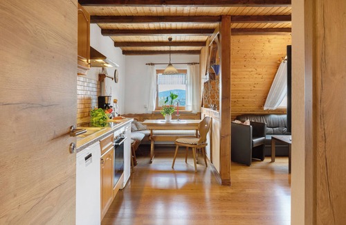 Breitnau Apartamento | Apartamento 'Ferienwohnung Abendrot' con vistas a la montaña, jardín compartido y Wi-Fi