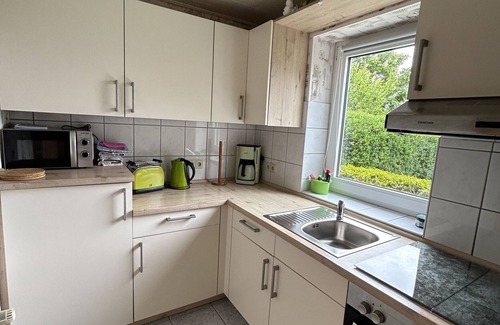 Hallig Langeneß Apartamento | Apartamento 'Ferienwohnung Uthlande' con terraza compartida, jardín compartido y Wi-Fi
