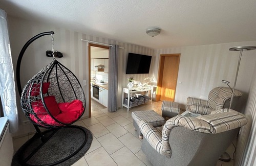 Hallig Langeneß Apartamento | Apartamento 'Ferienwohnung Helgoland' con vistas al mar, terraza compartida y Wi-Fi