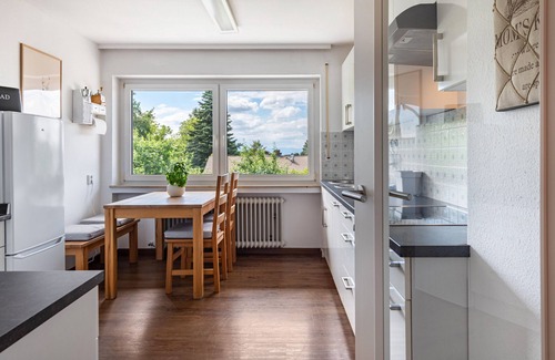 Laufen Apartamento | Apartamento 'Ferienwohnung In Den Bachteln' con balcón y Wi-Fi