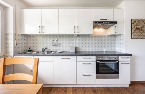 Laufen Apartamento | Apartamento 'Ferienwohnung In Den Bachteln' con balcón y Wi-Fi