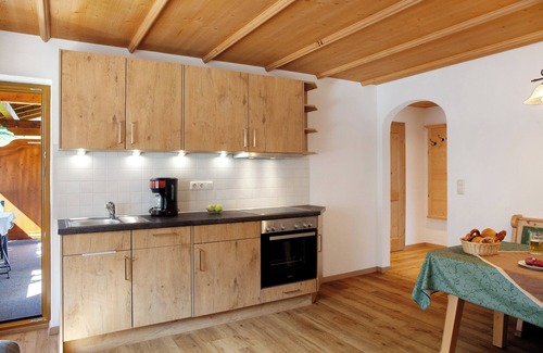 Obergrainau Apartamento | Apartamento 'Ferienwohnung Waxensteinblick' con vistas a la montaña, balcón y Wi-Fi